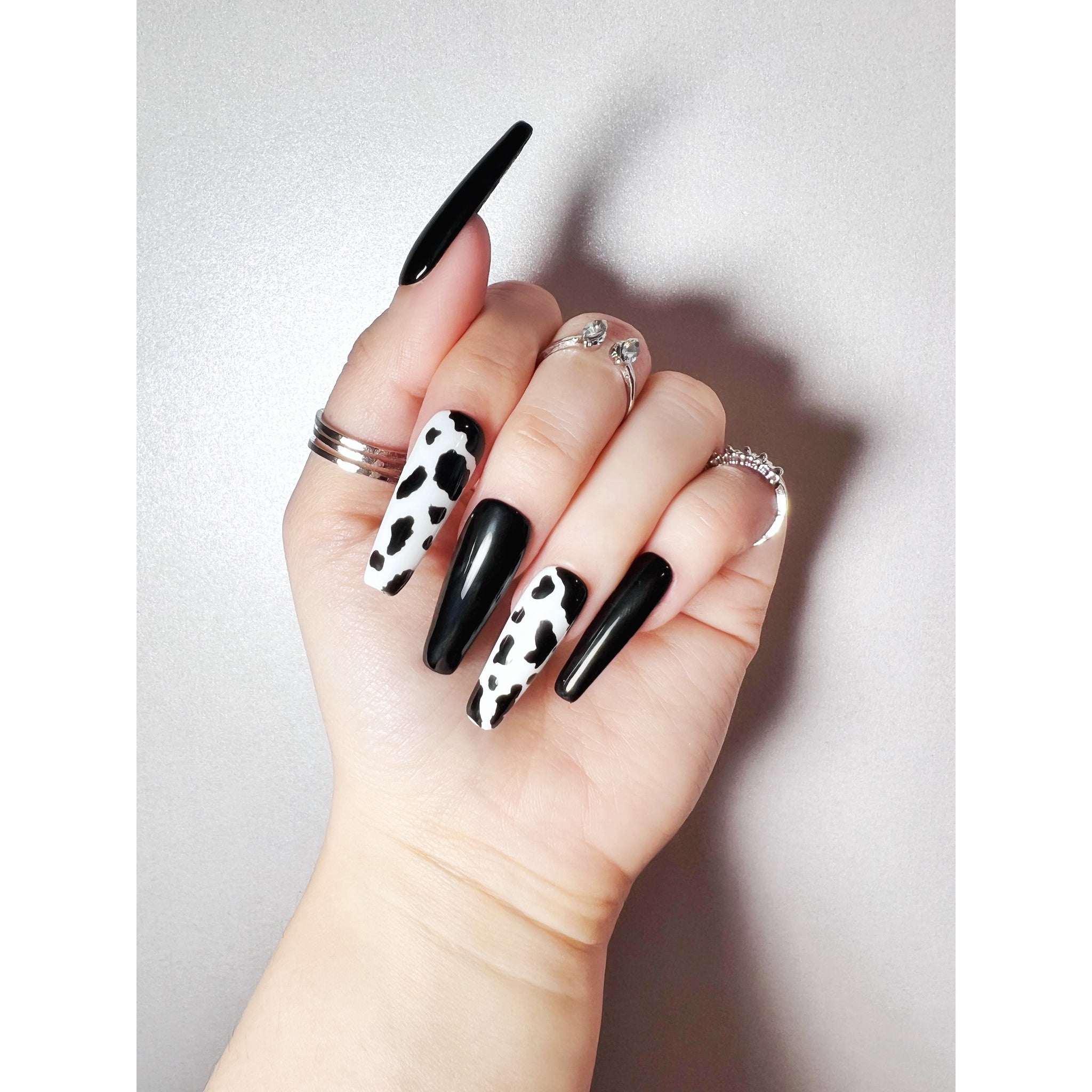 Blue cow nails | Cow nails, Nails, Short acrylic nails designs