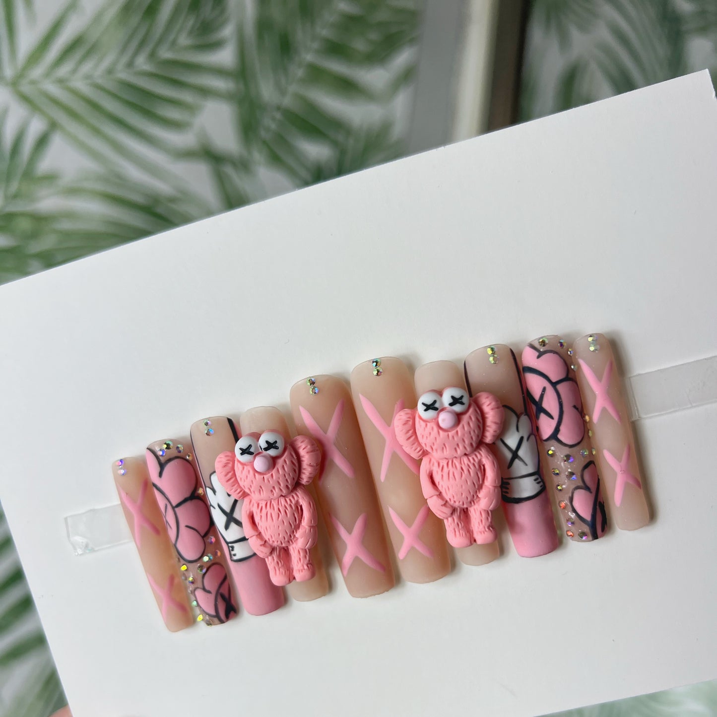 Black and pink Kaws charms Acrylic Press on nails – FASHION COUTURE
